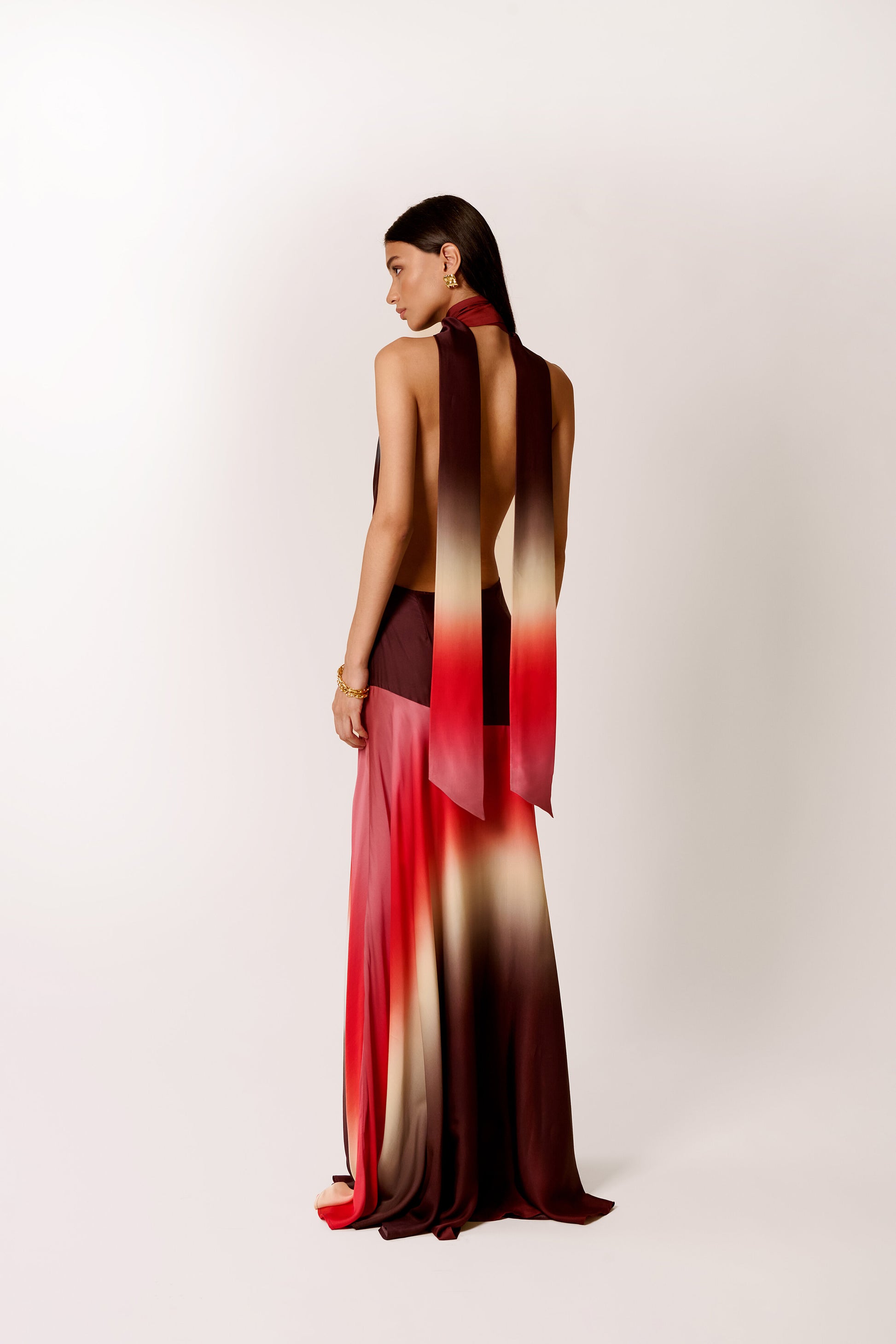 OMBRE MAXI DRESS WITH DRAPED NECKLINE
DEWI IN FARASHA